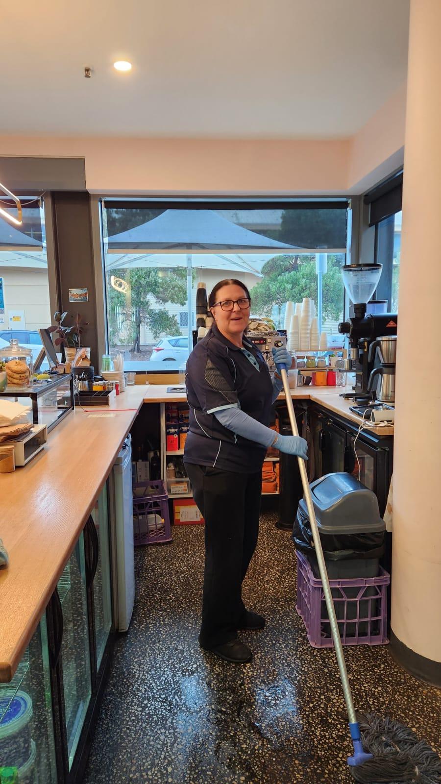 Restaurant Cleaning Service service